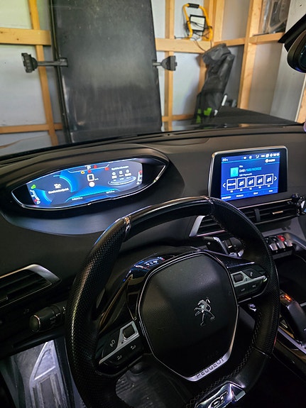 Peugeot 5008 8 of 15