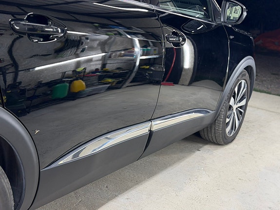 Peugeot 5008 3 of 15