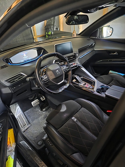 Peugeot 5008 13 of 15