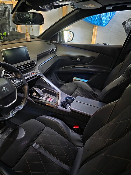 Peugeot 5008 9 of 15