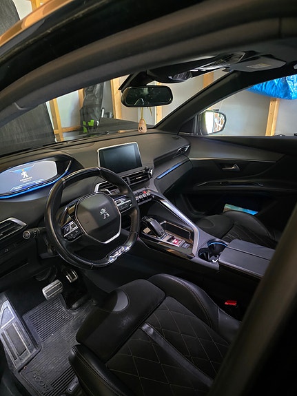 Peugeot 5008 7 of 15
