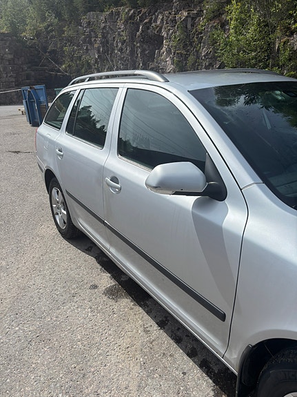 Skoda Octavia 5 of 17
