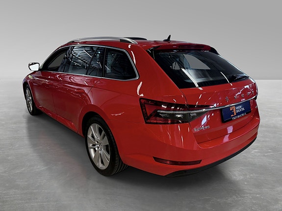 Skoda Superb 8 of 30
