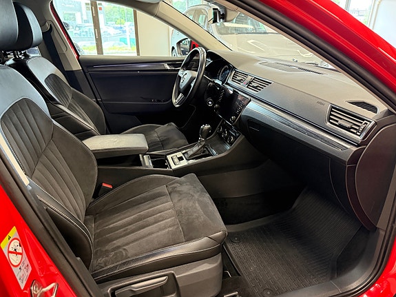 Skoda Superb 24 of 30