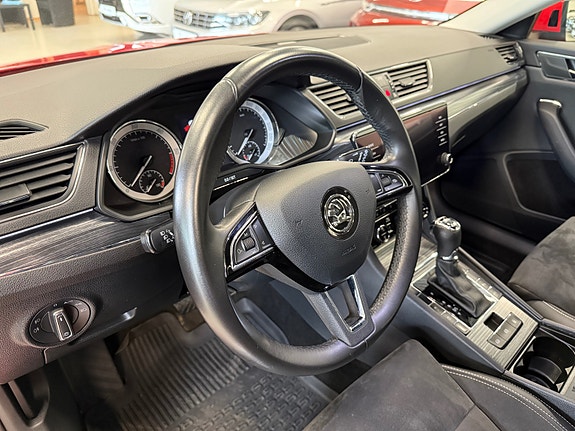 Skoda Superb 13 of 30