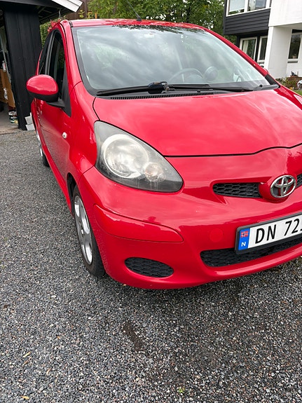 Toyota Aygo 9 of 17