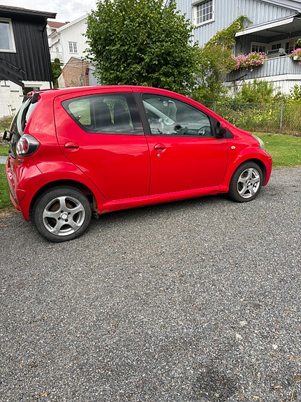 Toyota Aygo 17 of 17