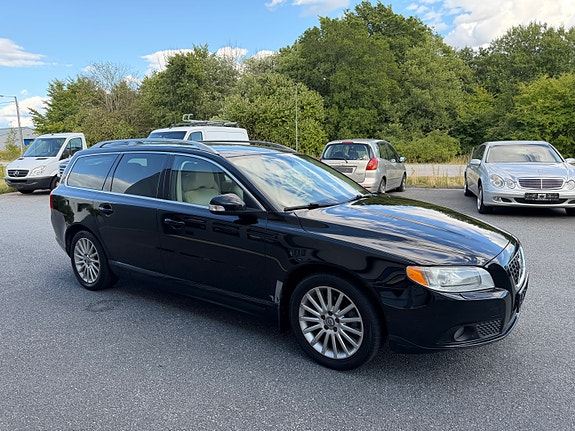 Volvo V70 5 of 23