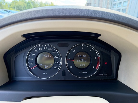Volvo V70 20 of 23