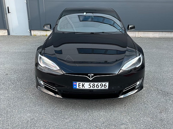 Tesla Model S 5 of 20