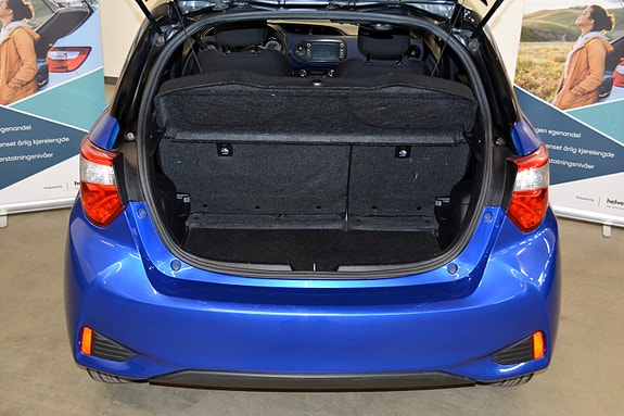 Toyota Yaris 7 of 28