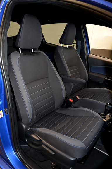 Toyota Yaris 9 of 28