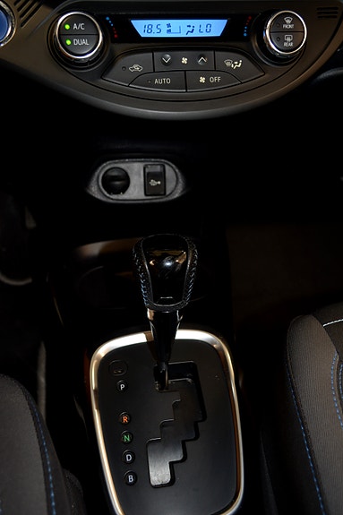 Toyota Yaris 21 of 28