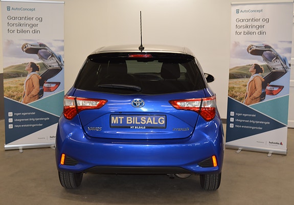 Toyota Yaris 6 of 28