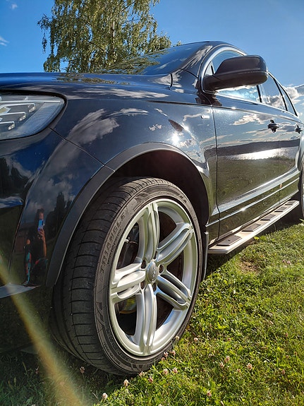 Audi Q7 4 of 20