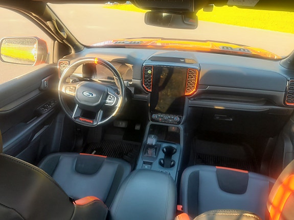 Ford Ranger Raptor 12 of 16