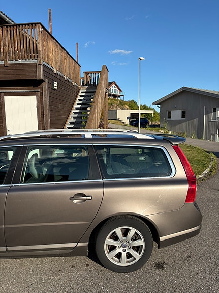 Volvo V70 8 of 23