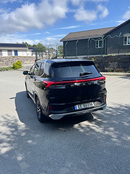 Maxus Euniq 6 6 of 23