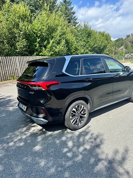 Maxus Euniq 6 8 of 23