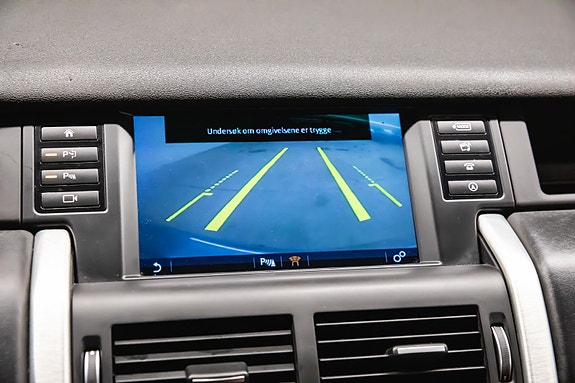 Land Rover Discovery Sport 28 of 30