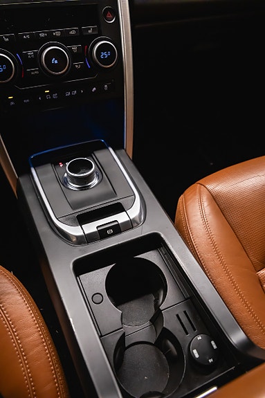 Land Rover Discovery Sport 27 of 30