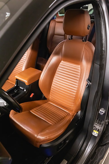 Land Rover Discovery Sport 18 of 30