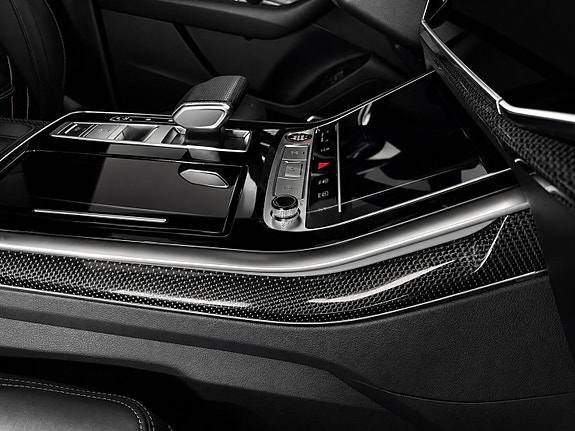Audi SQ8 28 of 28