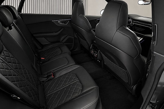 Audi SQ8 18 of 28