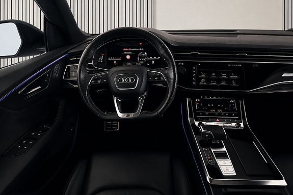 Audi SQ8 10 of 28
