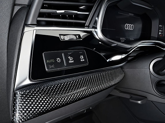 Audi SQ8 27 of 28