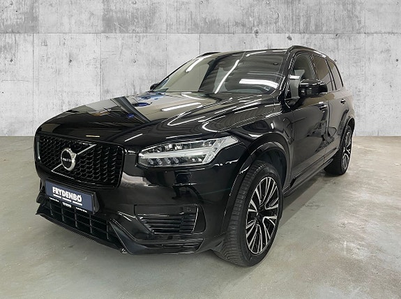 Volvo XC90 3 of 16