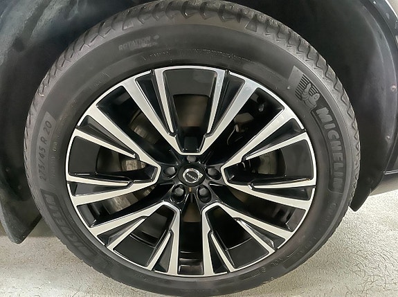 Volvo XC90 16 of 16