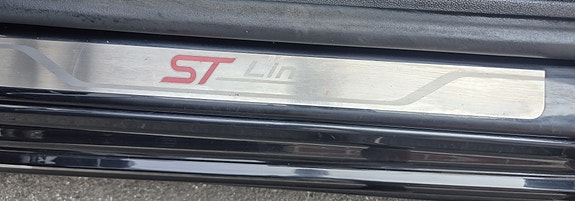 Ford Focus 14 of 19
