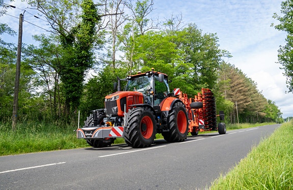 Kubota M7-174 Premium KVT 9 of 28