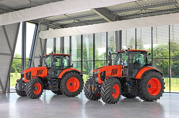 Kubota M7-174 Premium KVT 8 of 28