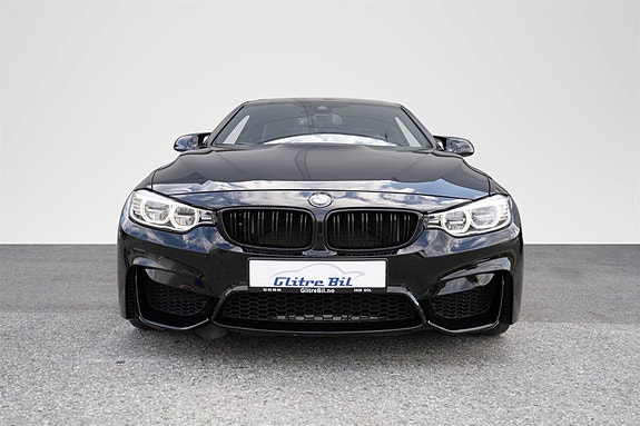 BMW M4 5 of 30