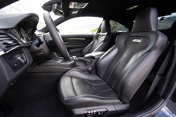BMW M4 17 of 30