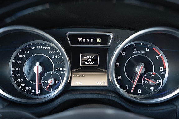 Mercedes-Benz G63 21 of 30