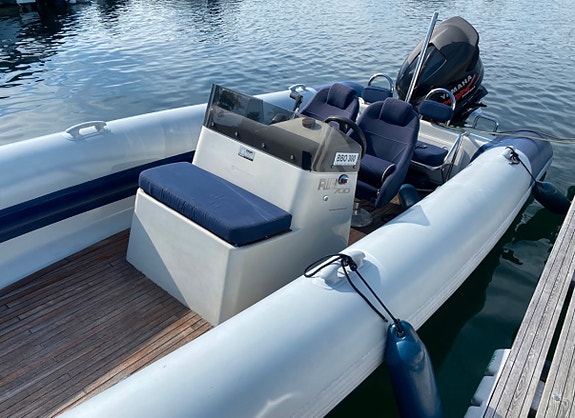 Stormway Rib 700 2 of 8