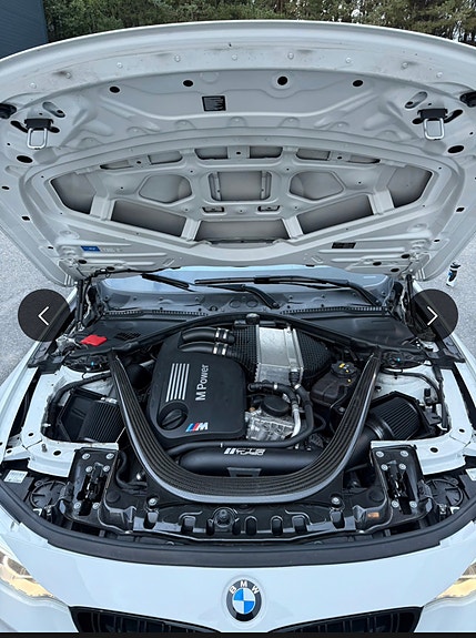 BMW M4 12 of 16