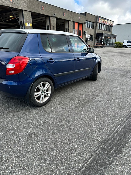 Skoda Fabia 5 of 29