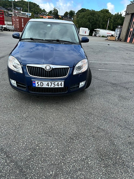 Skoda Fabia 2 of 29