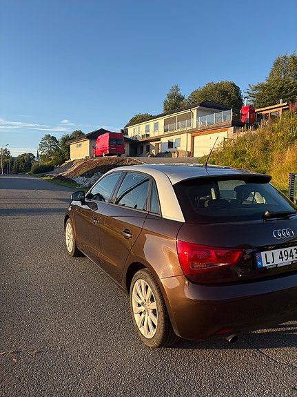 Audi A1 3 of 11