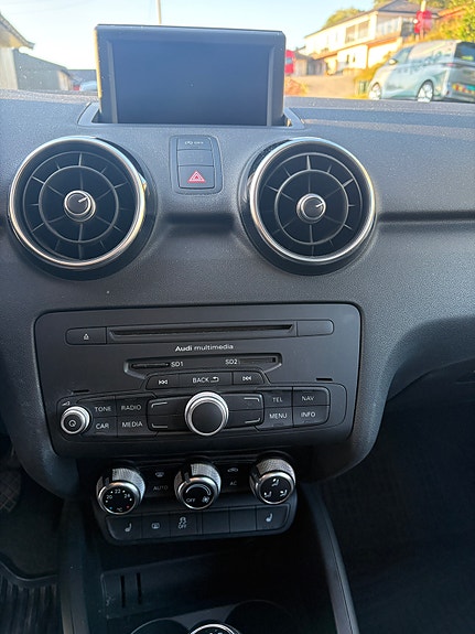 Audi A1 9 of 11