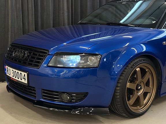 Audi A4 5 of 30