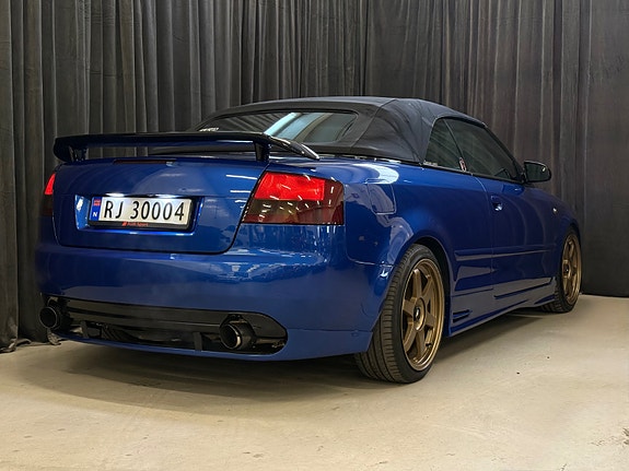 Audi A4 13 of 30