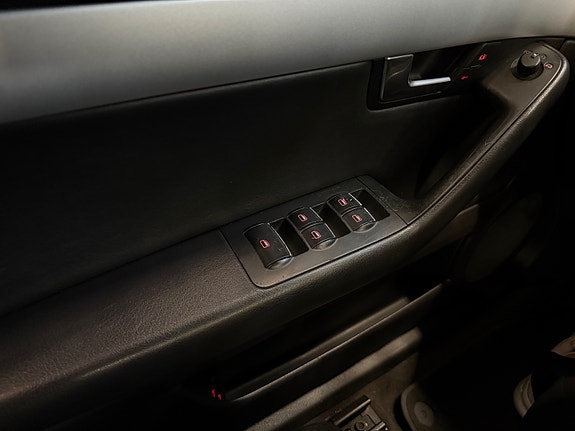 Audi A4 25 of 30