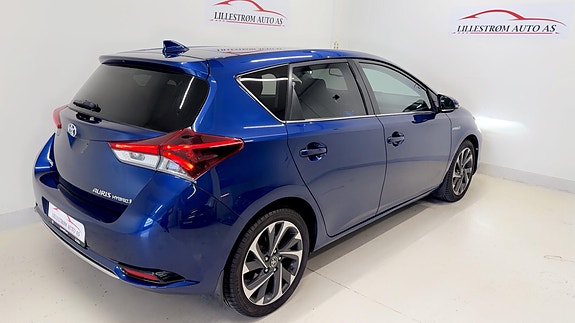 Toyota Auris 10 of 20