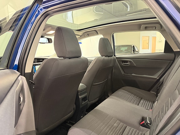 Toyota Auris 17 of 20