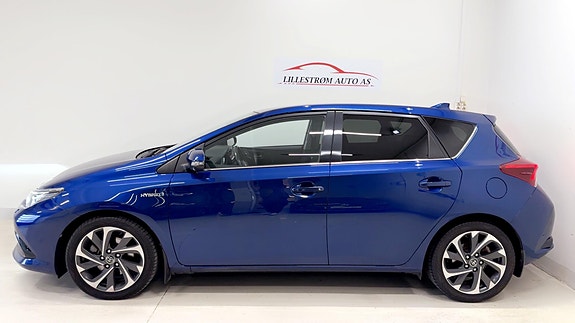 Toyota Auris 6 of 20